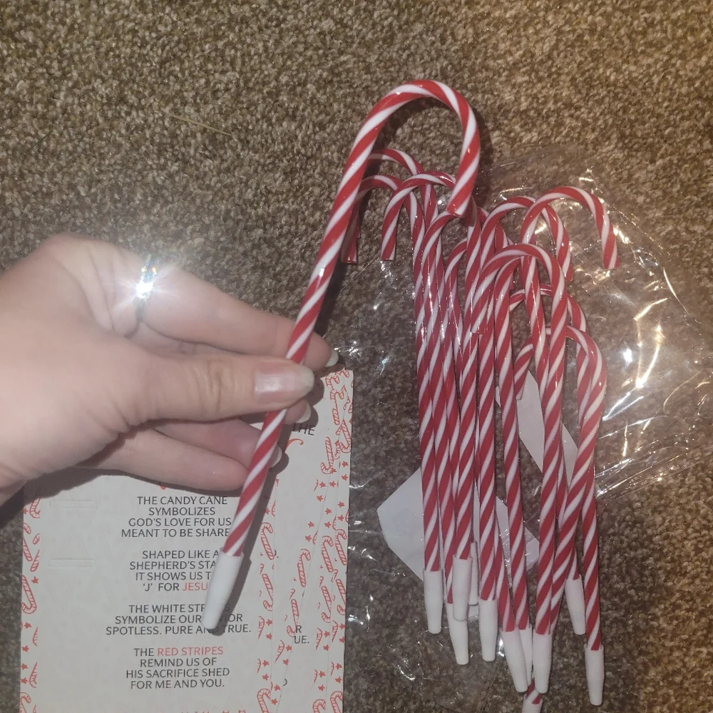 🐣 Candy Cane Pen Party Favor Set - Red and White